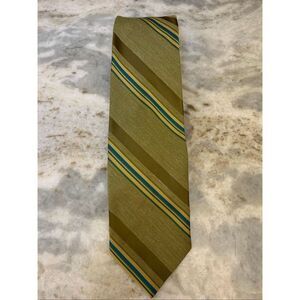 Vintage Necktie for Brown Olive or Black Suits #mens necktie #Wembley #stunning